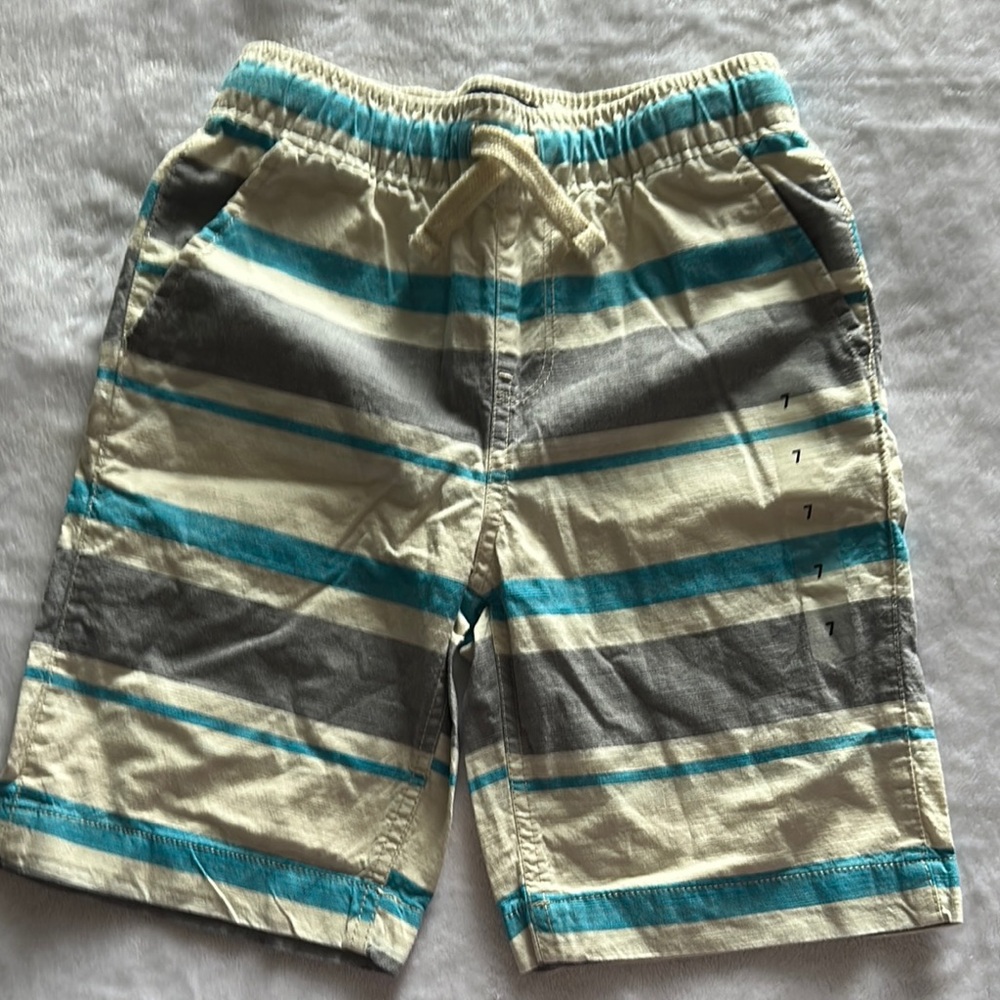 Cream and Gray Elastic Waist Shorts with Stripes